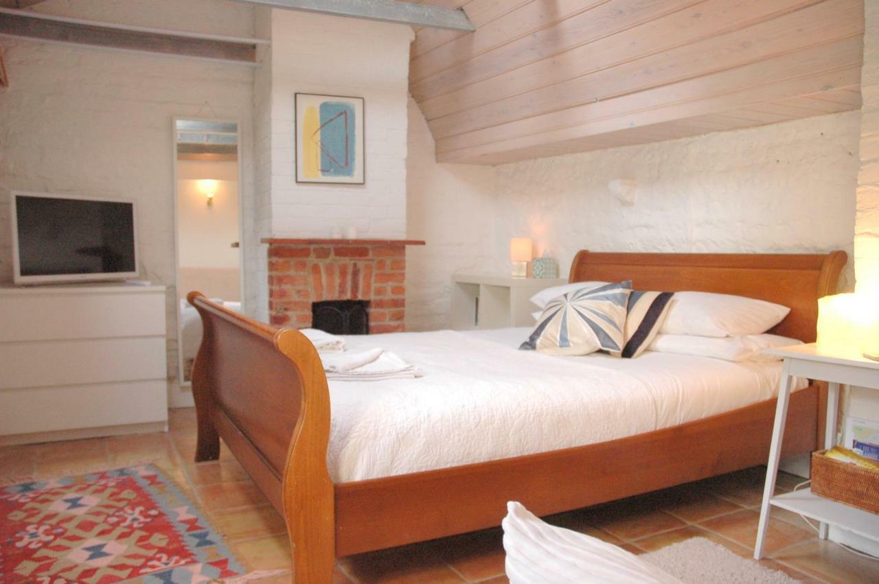 Unique Cottage Retreat Hove Esterno foto